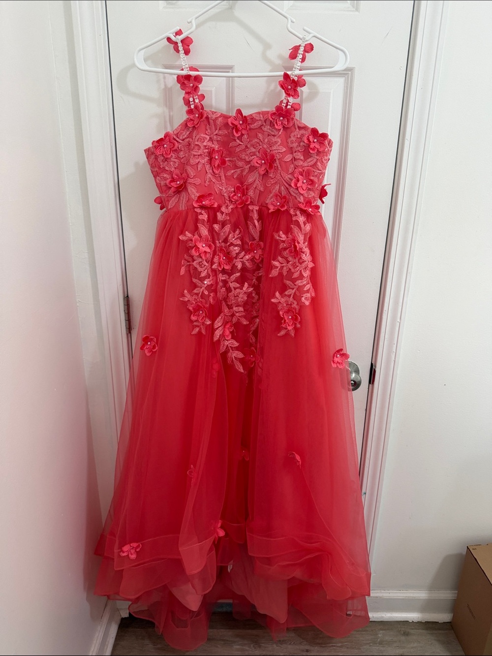 Girls Coral Red Floral Appliqué Tulle Party Dress Size 8/10